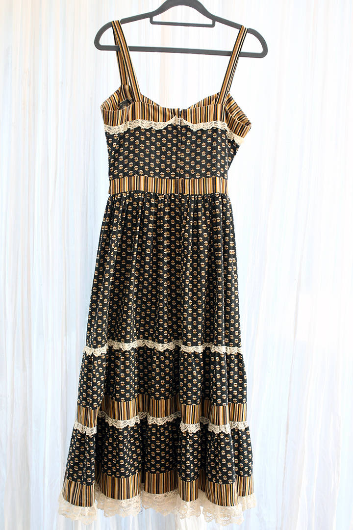 70's Gunne Sax by Jessica McClintock Prairie Dress (SOLD) - Vintage Xal 70's Gunne Sax by Jessica McClintock Prairie Dress (SOLD) - Vintage Xal
