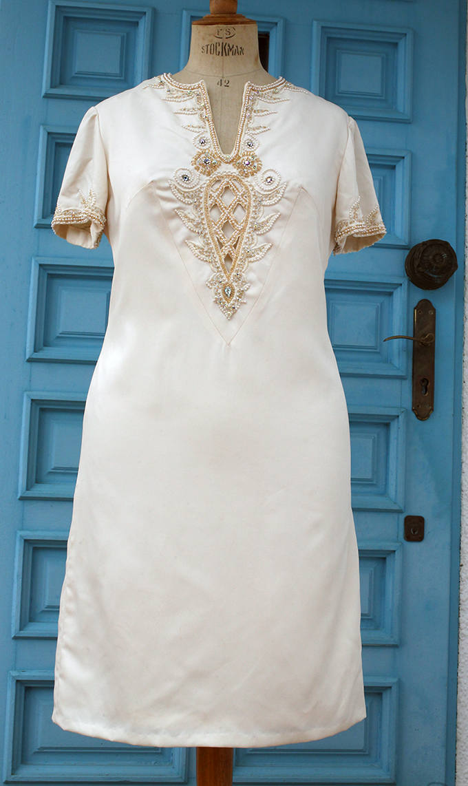 anthropologie white beaded flower dress 90s Vintage Handmade Beaded Green Prom Dress  misaislestyle