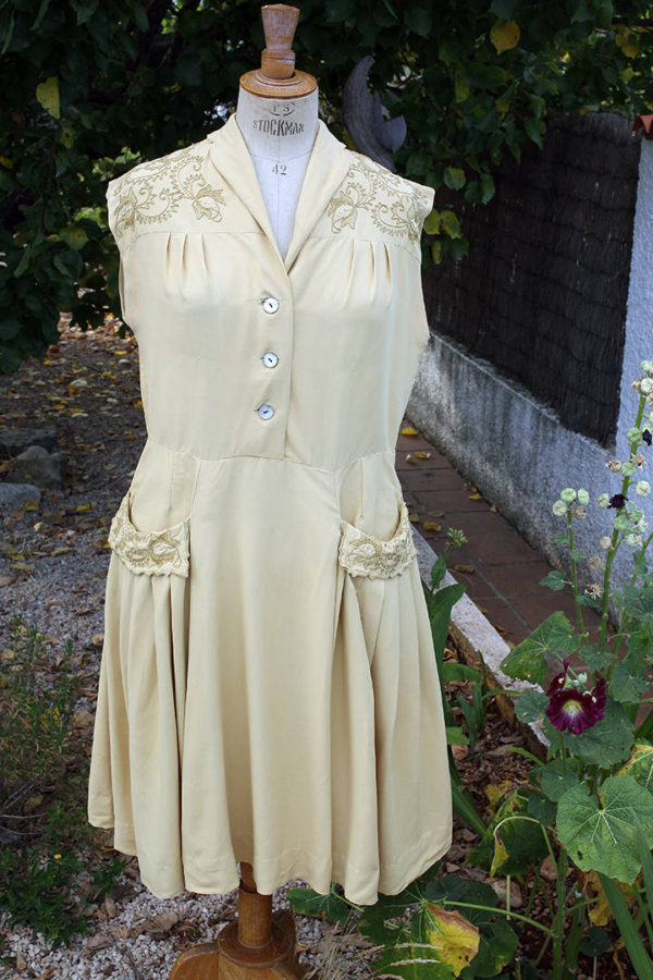 50's Pale Ochre Summer frock